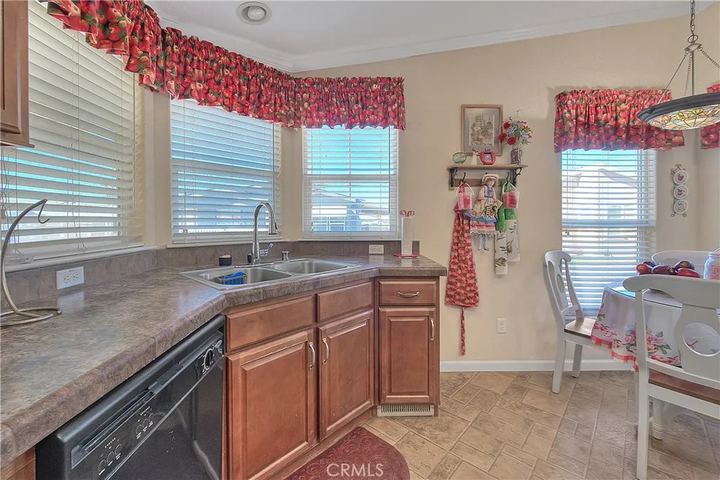 Additional image 18 of 3530 Damien Ave Unit 212, La Verne, CA 91750