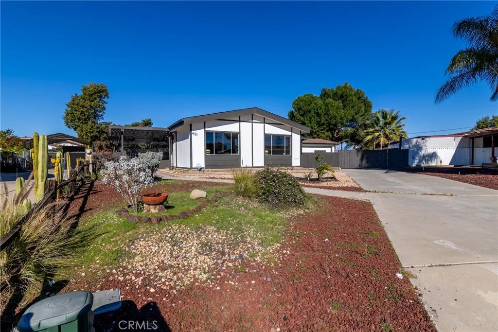 Additional image 4 of 401 Coral Hills Rd, Perris, CA 92570
