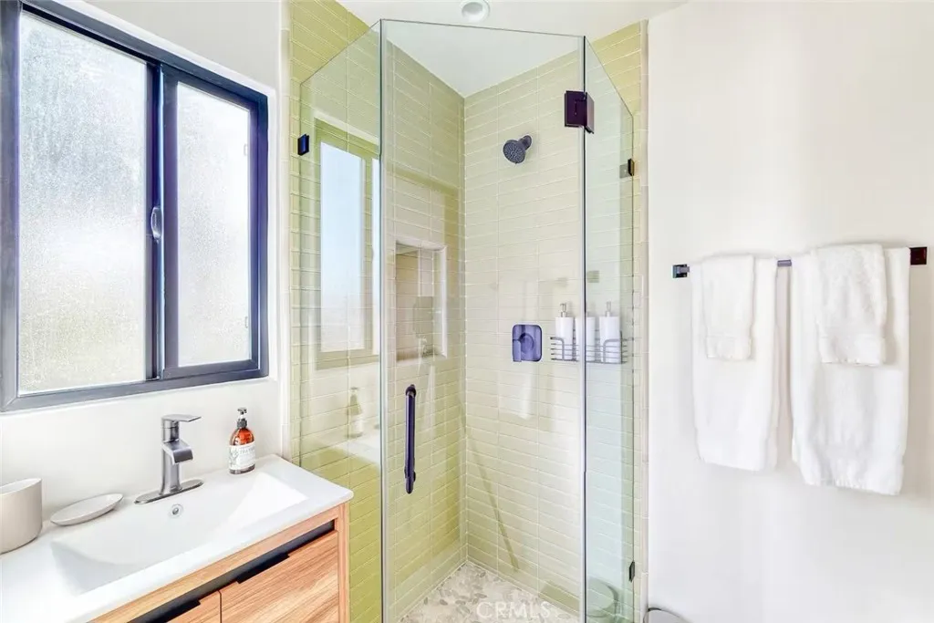 Additional image 36 of 481 Heliotrope Drive, Lake Arrowhead, CA 92352