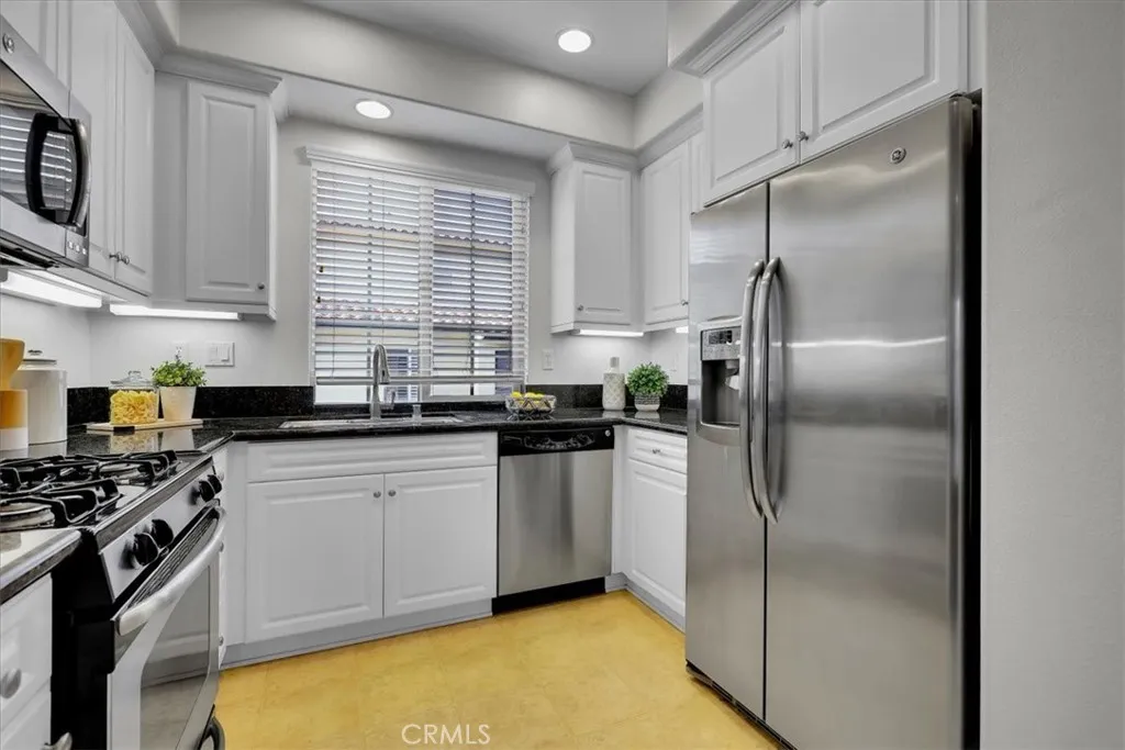 Additional image 48 of 35 Silverado, Irvine, CA 92618