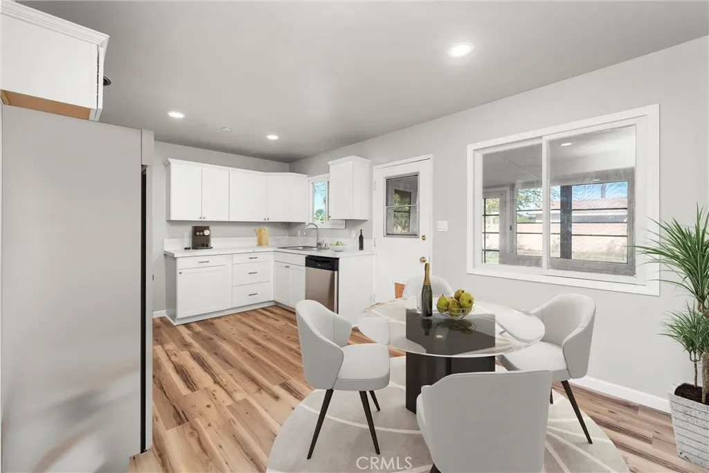 Additional image 6 of 110 W Montrose Ave, Hemet, CA 92543