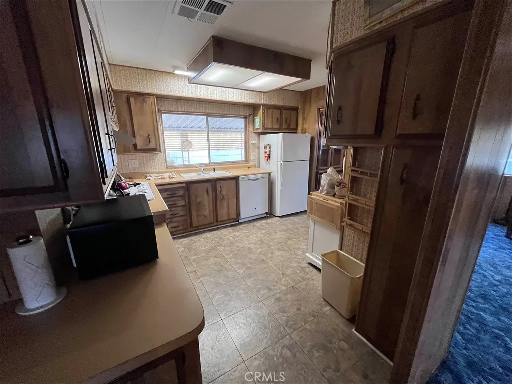 Additional image 9 of 200 W San Bernardino Ave Unit 1, Riverside, CA 92376