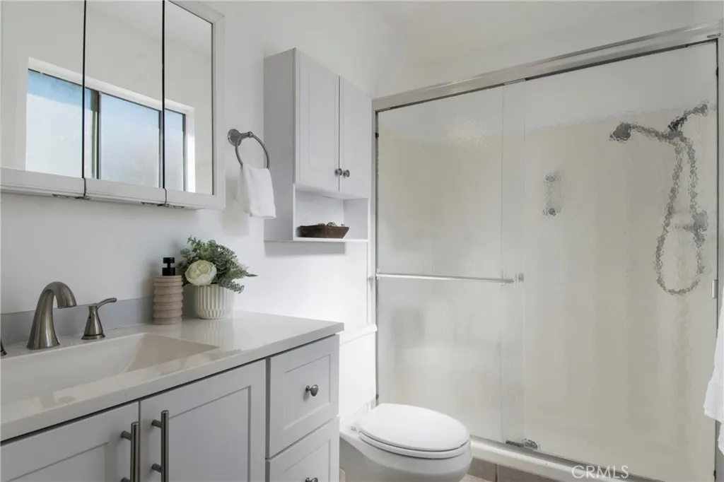 Additional image 40 of 10716 Hollenbeck Dr, Riverside, CA 92505