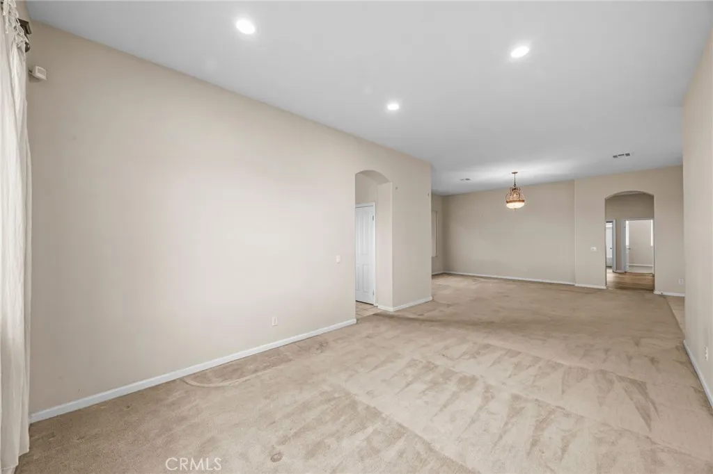 Additional image 63 of 101 Via De La Valle, Lake Elsinore, CA 92532