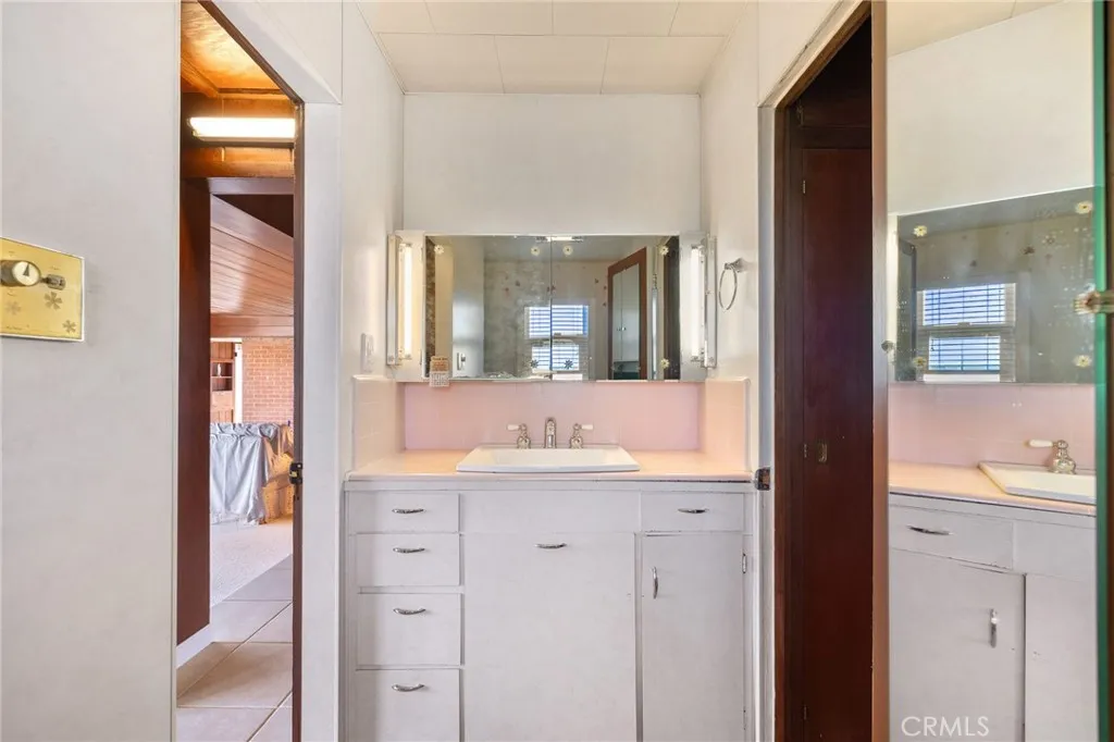 Additional image 60 of 526 Washington Ave, Taft, CA 93268