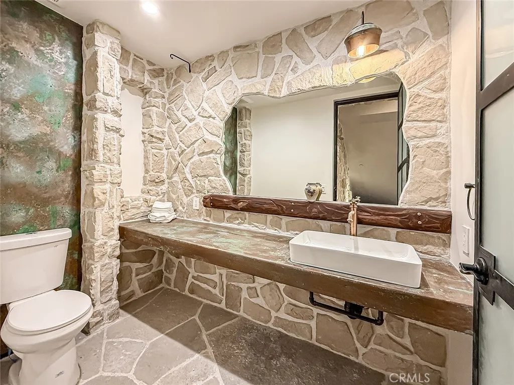 Additional image 111 of 33239 Mulholland Highway, Malibu, CA 90265