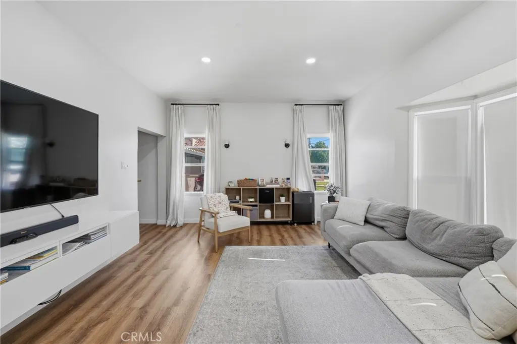 Additional image 14 of 3807 Cudahy St, Huntington Park, CA 90255