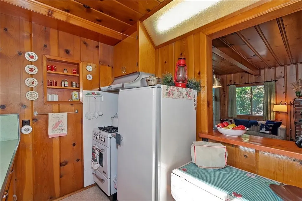 Additional image 16 of 620 Cedar Lane, Twin Peaks, CA 92391