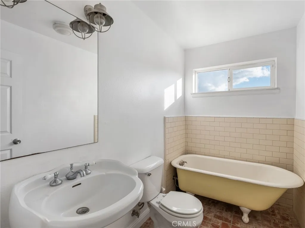 Additional image 32 of 8135 Winmar, Hesperia, CA 92344