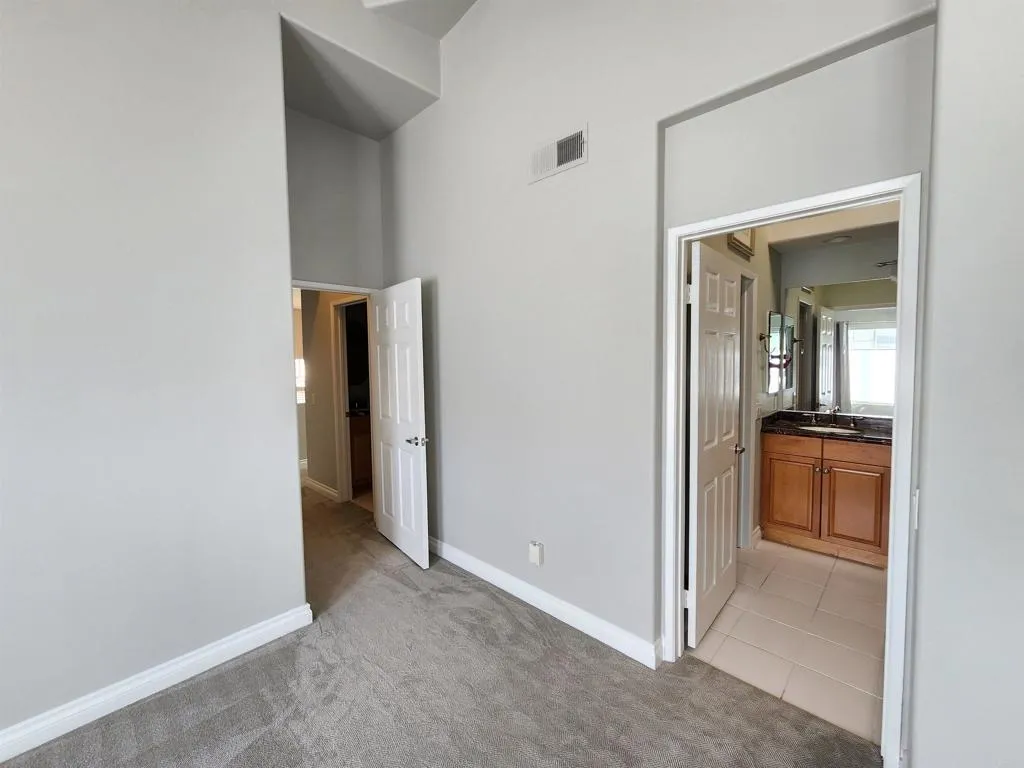 Additional image 21 of 8597 Via Mallorca Unit F, La Jolla, CA 92037