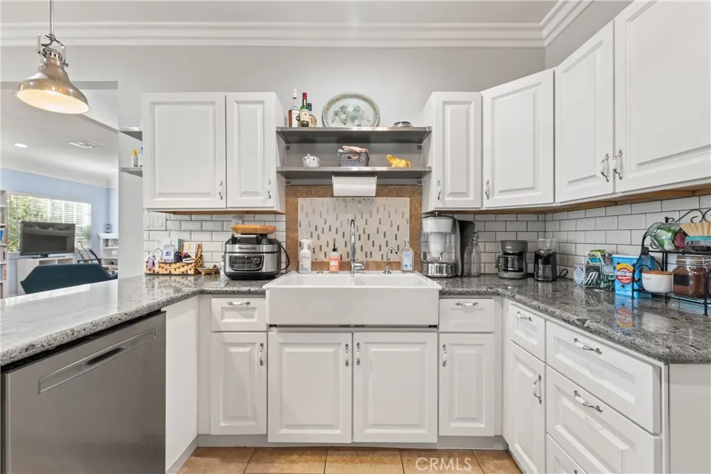 Additional image 33 of 14835 Kittridge Street, Van Nuys, CA 91405