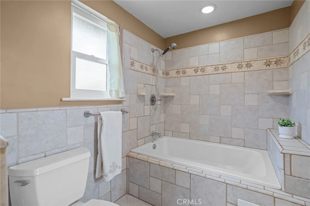 Additional image 18 of 528 E Parkdale Dr, San Bernardino, CA 92404