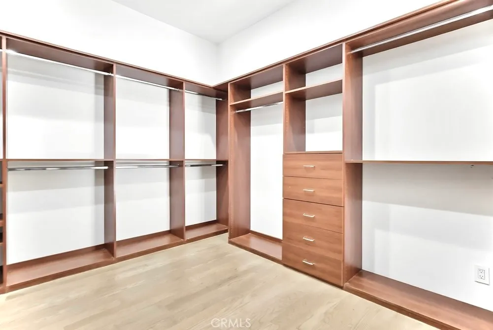 Additional image 111 of 1805 Outpost Drive, Los Angeles, CA 90068