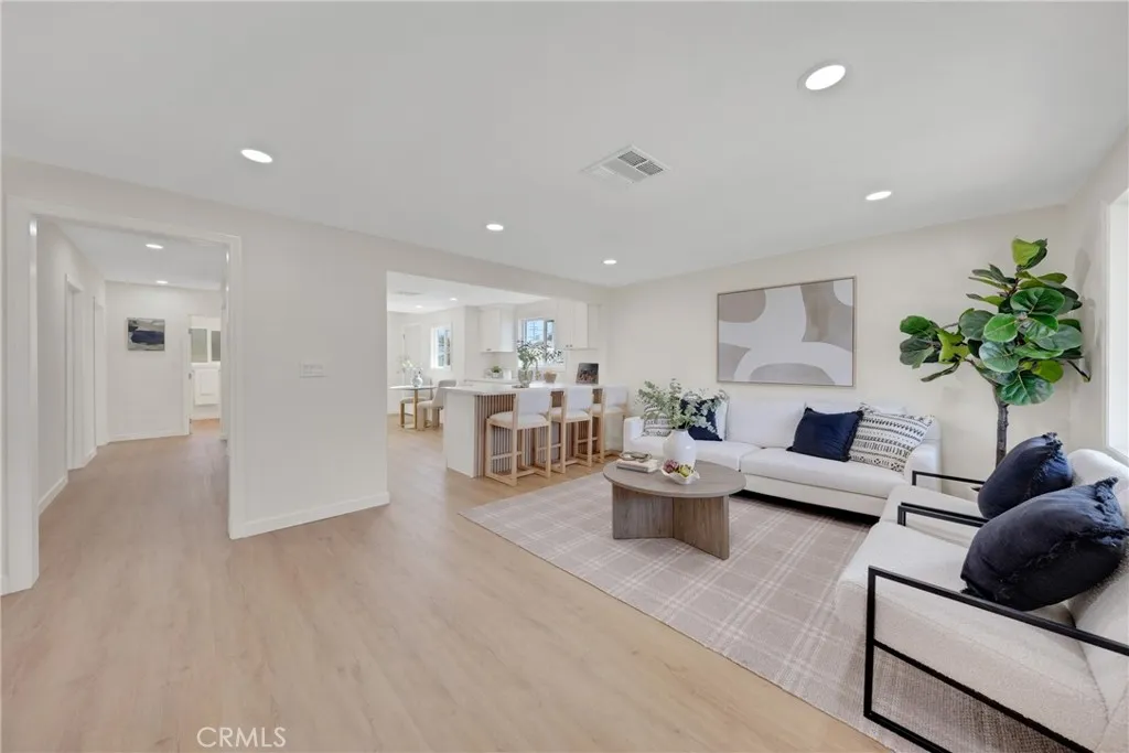 Additional image 4 of 132 N Rowan Avenue, Los Angeles, CA 90063