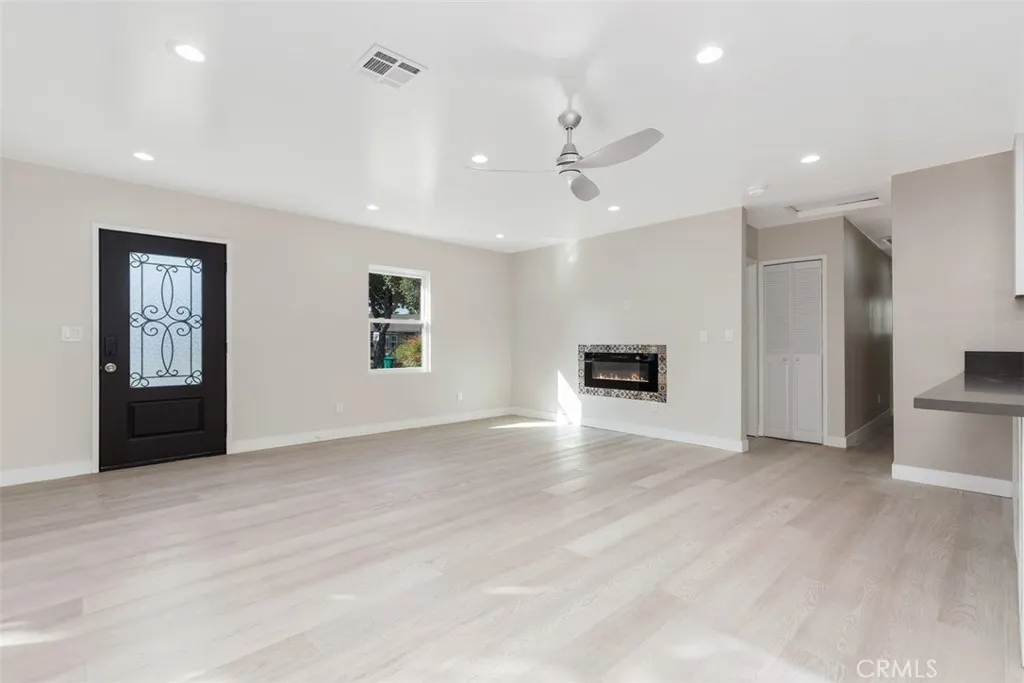 Additional image 7 of 4769 E Malta St, Long Beach, CA 90815