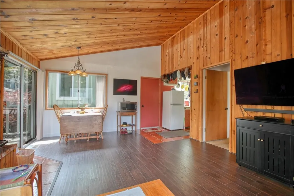 Additional image 12 of 910 Sheffield Street, Cambria, CA 93428