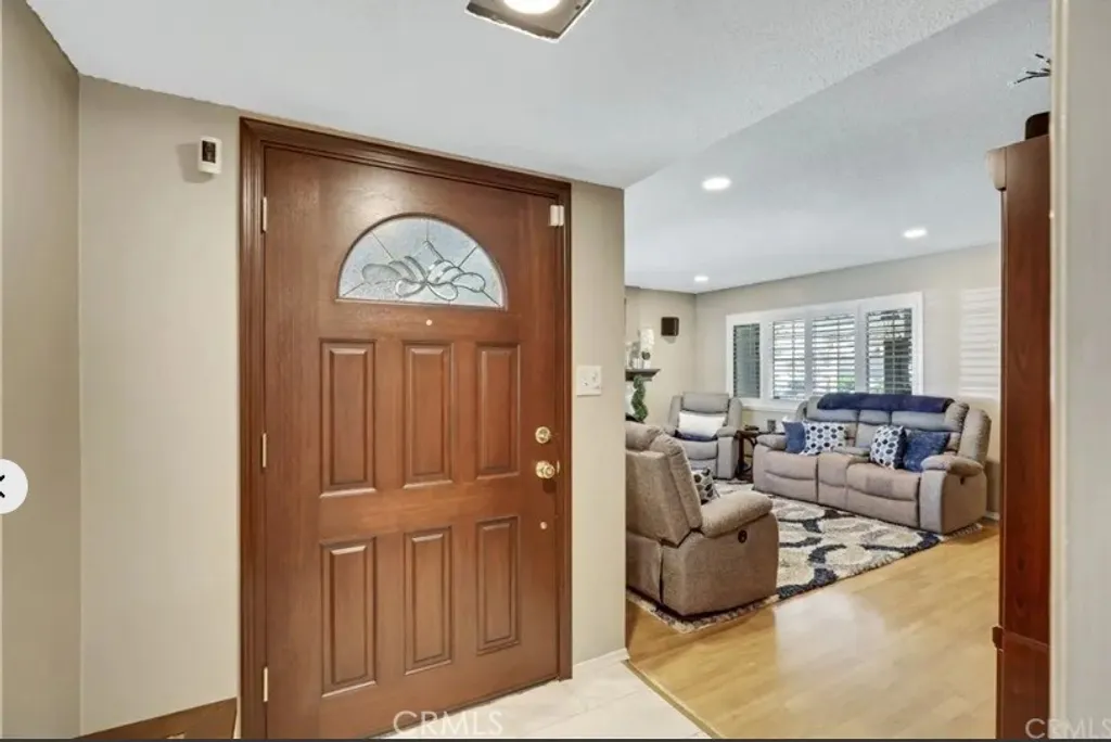 Additional image 3 of 321 N Starfire St, Anaheim, CA 92807