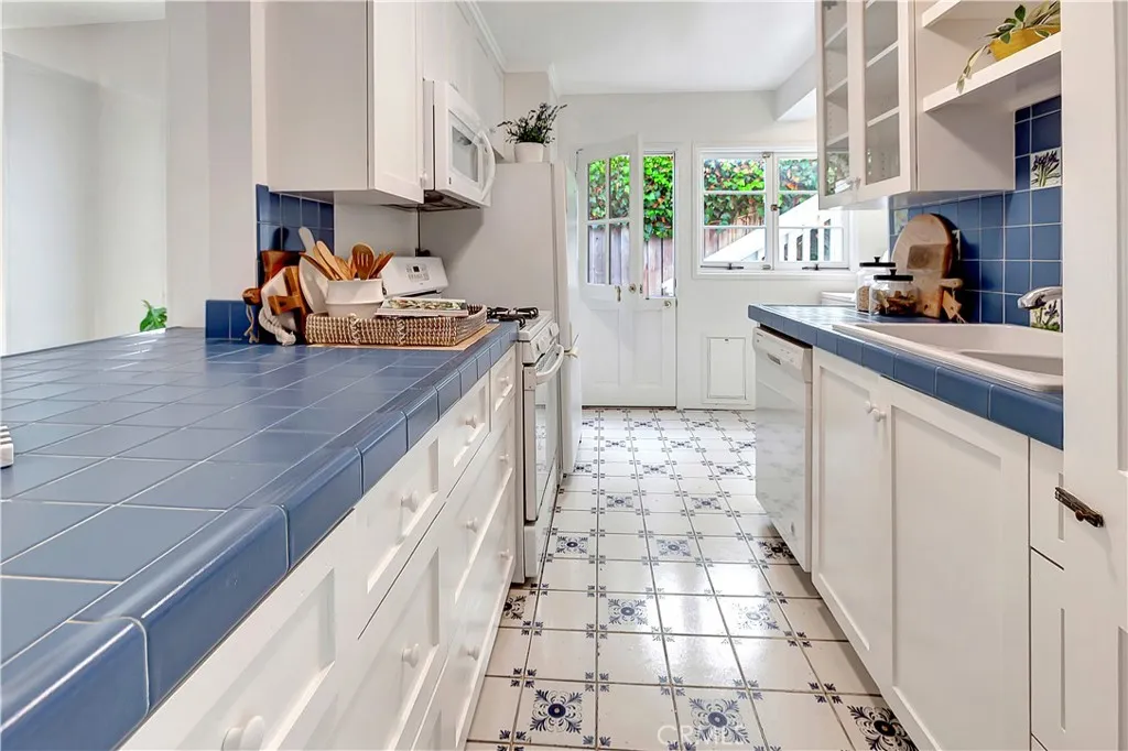 Additional image 10 of 924 Park Avenue, Laguna Beach, CA 92651