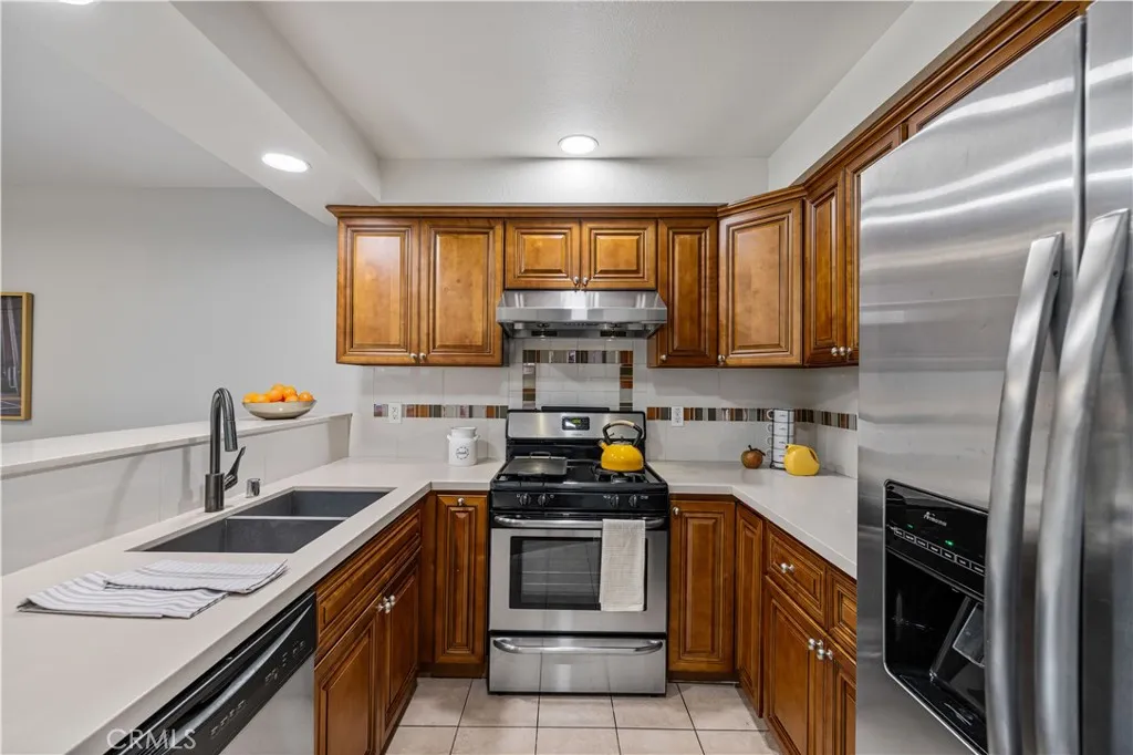 Additional image 81 of 78 N Sierra Bonita Avenue Unit 2, Pasadena, CA 91106