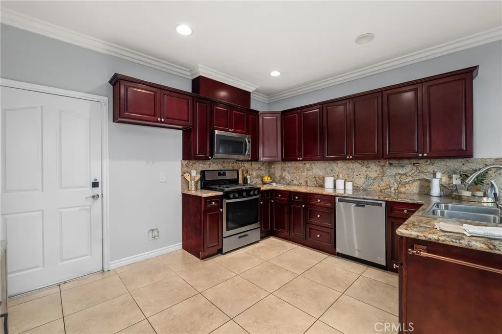 Additional image 15 of 1200 E Highland Ave Unit 404, Redlands, CA 92374