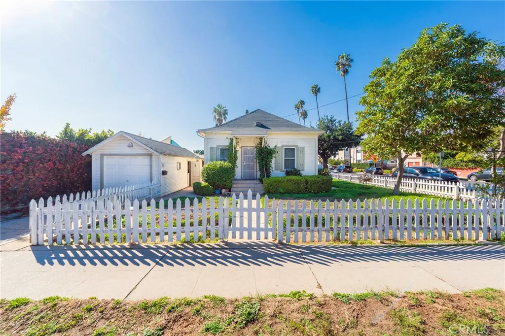 Additional image 2 of 322 N Avenue 56 Ave, Los Angeles, CA 90042