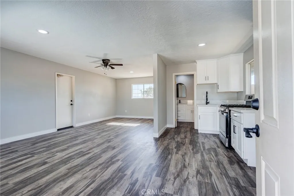 Additional image 107 of 10731 Anaconda Avenue, Oak Hills, CA 92344