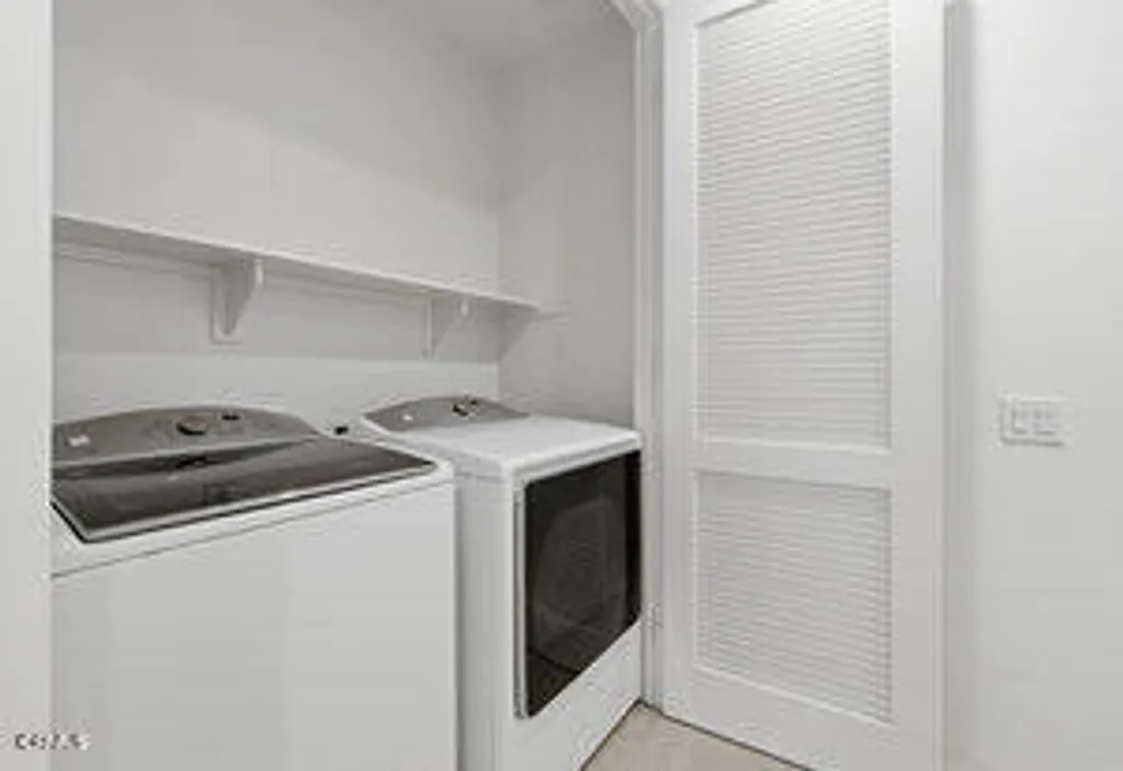 Additional image 19 of 401 Castiano Street, Camarillo, CA 93012