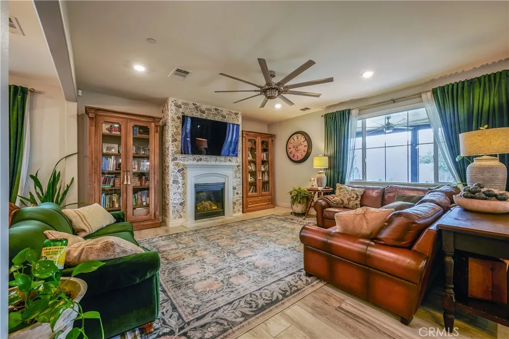 Additional image 10 of 3554 Twinberry Ln, San Bernardino, CA 92407