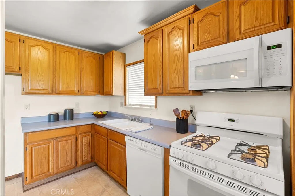 Additional image 15 of 8342 Fontainbleau Way, Cypress, CA 90630