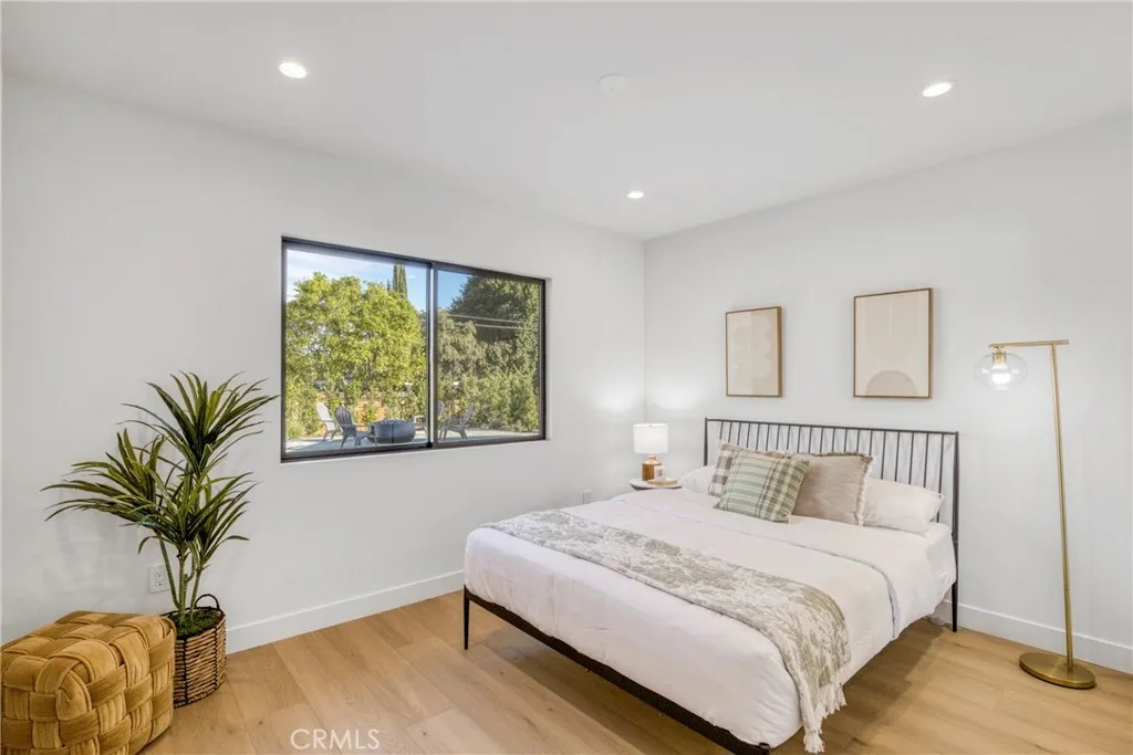 Additional image 47 of 7932 Woodlake, West Hills, CA 91304