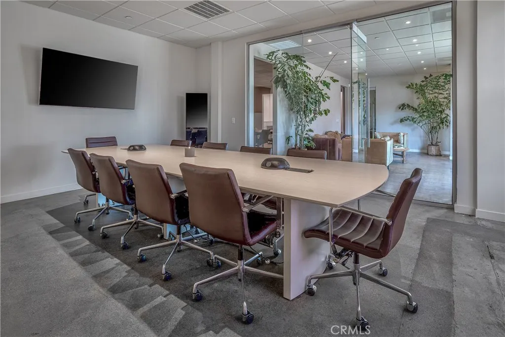 Additional image 5 of 2921 W Burbank Blvd, Burbank, CA 91505