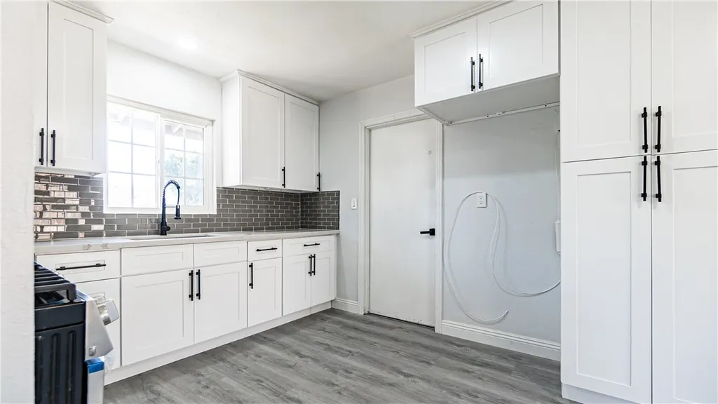 Additional image 12 of 862 N Lassen Ave, San Bernardino, CA 92410