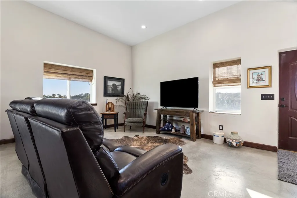 Additional image 85 of 4265 Nickel Creek Road, San Miguel, CA 93451