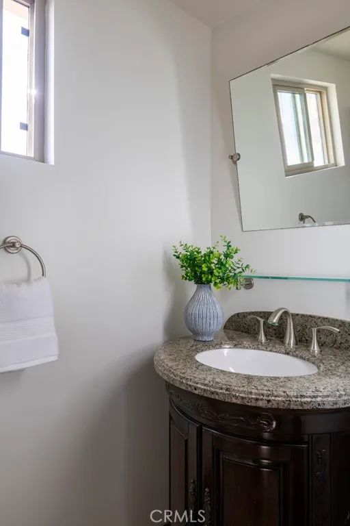 Additional image 41 of 401 Holmwood Dr, Newport Beach, CA 92663