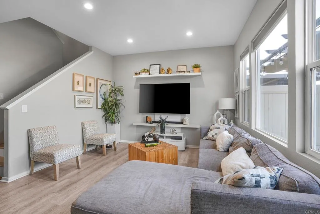 Additional image 31 of 6363 Avenida De Las Vistas Unit 4, San Diego, CA 92154