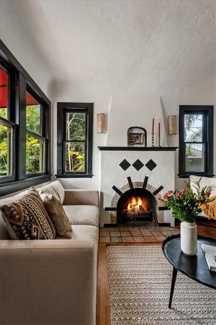 Additional image 49 of 2123 Branden Street, Los Angeles, CA 90026