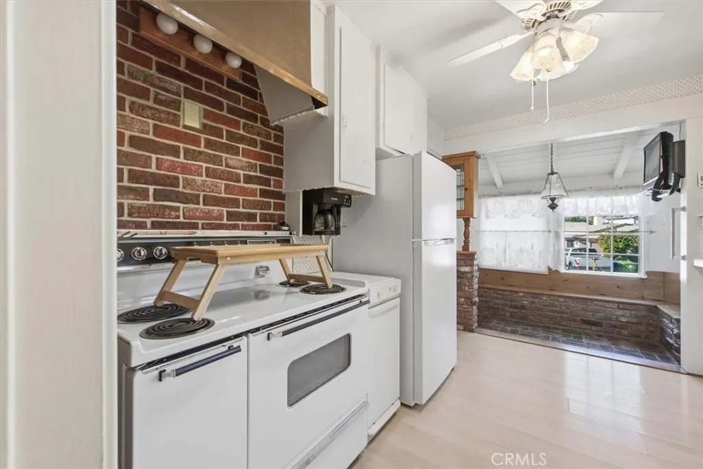 Additional image 17 of 22050 Independencia Street, Woodland Hills, CA 91364