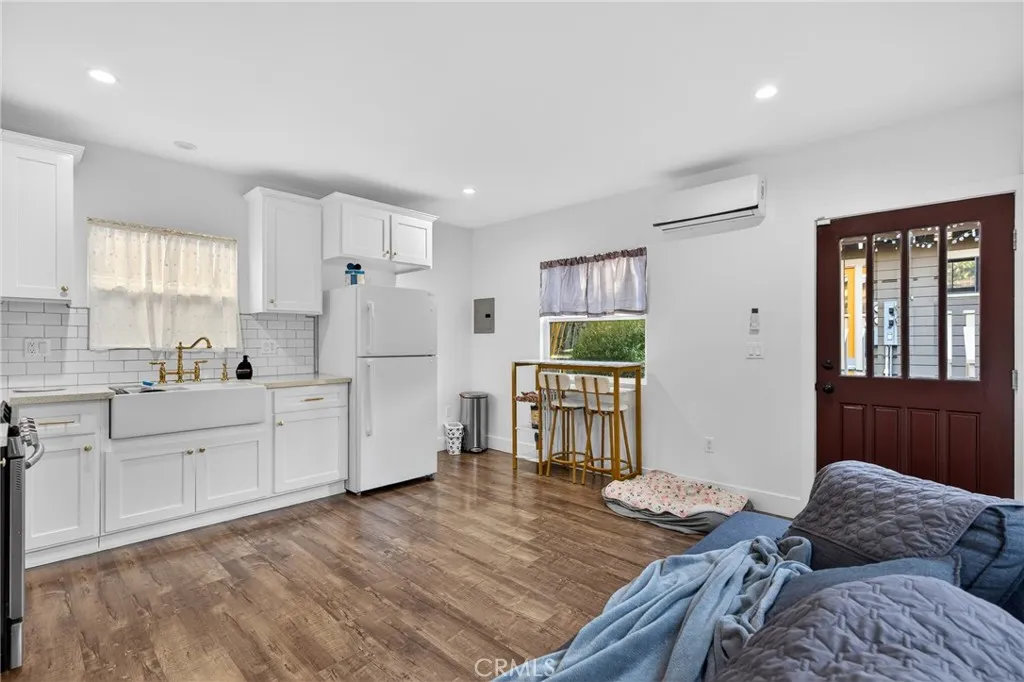 Additional image 98 of 3305 Montclair, Los Angeles, CA 90018