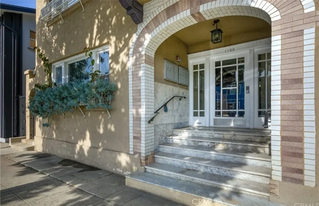 Additional image 3 of 1109 E 1st St Unit 11, Long Beach, CA 90802