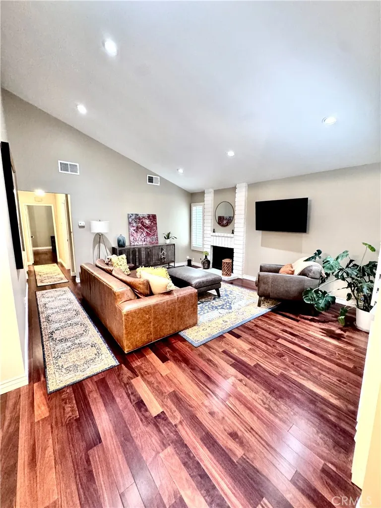 Additional image 18 of 16255 Devonshire Unit 7, Granada Hills, CA 91344