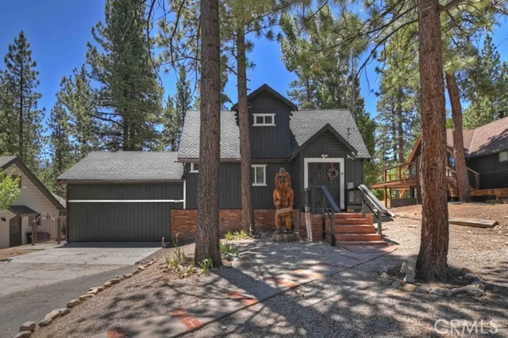 Additional image 3 of 1126 Sugarpine Rd, Big Bear City, CA 92314