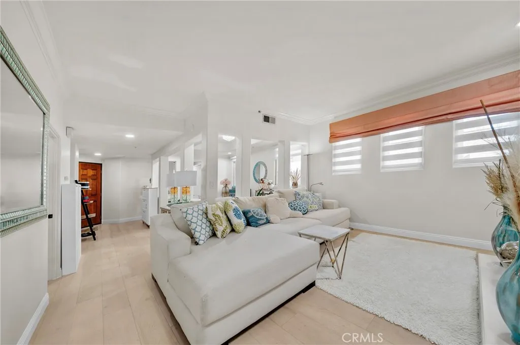 Additional image 11 of 235 S Gale Dr Unit 102, Beverly Hills, CA 90211