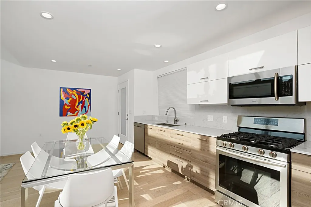 Additional image 48 of 5409 W Wilshire Vista Lane, Los Angeles, CA 90019