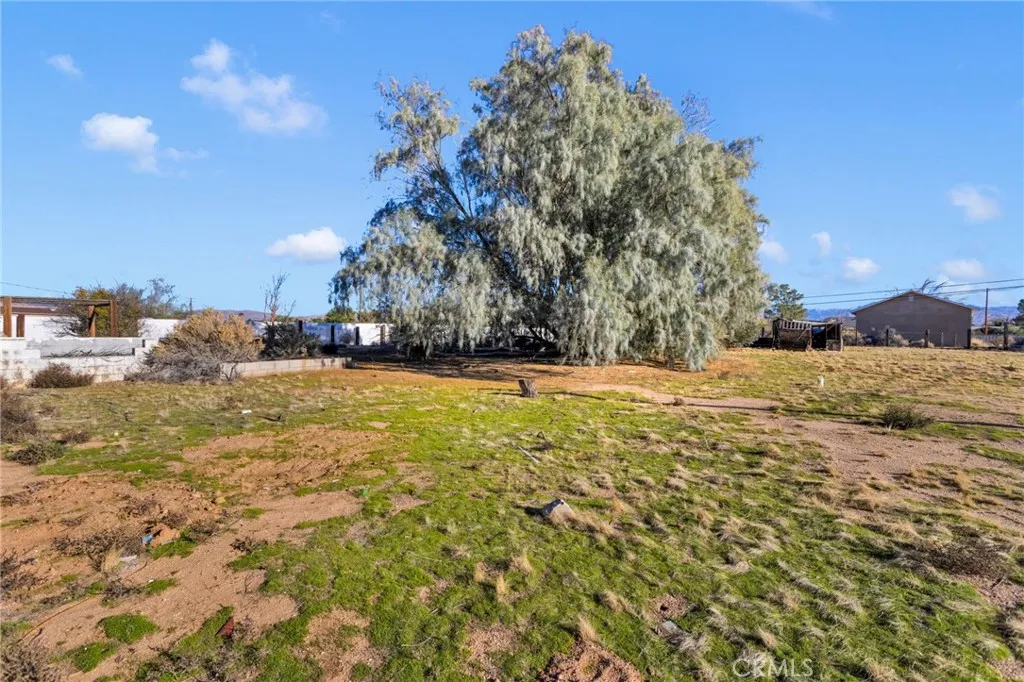 Additional image 43 of 14573 Gayhead Rd, Apple Valley, CA 92307