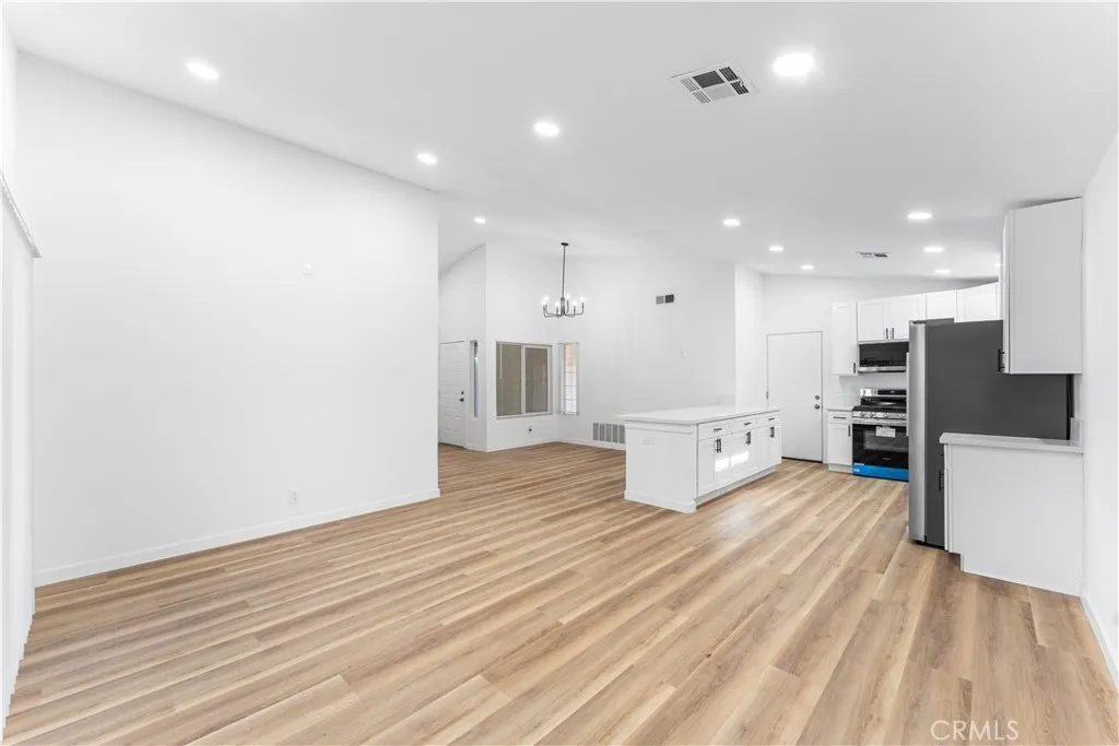 Additional image 59 of 43117 Bloomingpark St, Lancaster, CA 93536