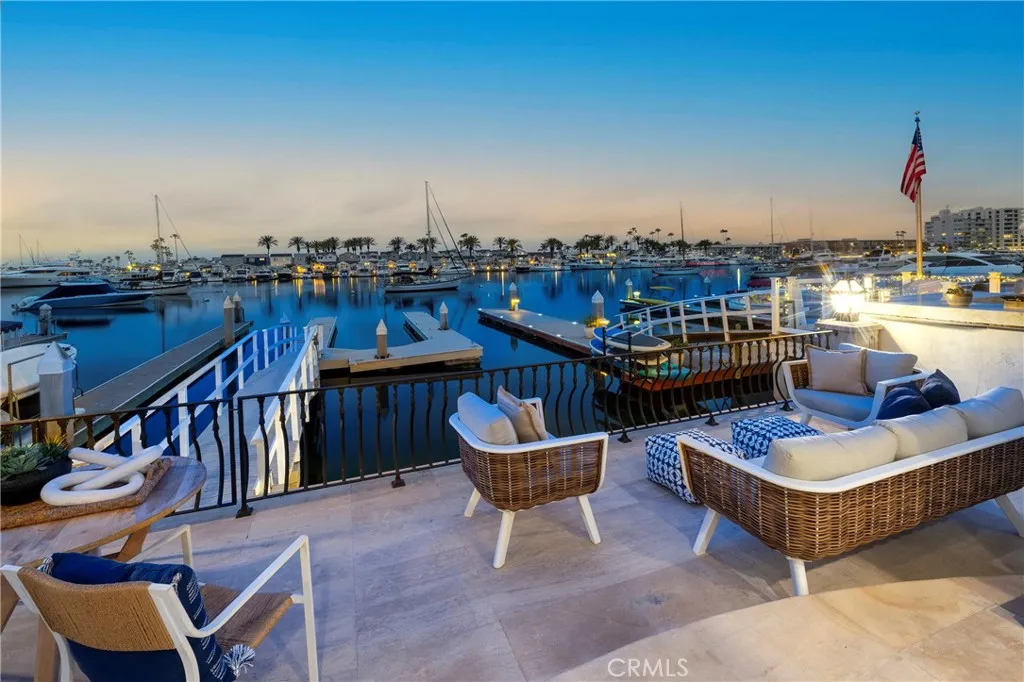 Additional image 3 of 339 Via Lido Soud, Newport Beach, CA 92663