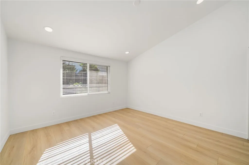 Additional image 86 of 20632 Tiara Street, Woodland Hills, CA 91367