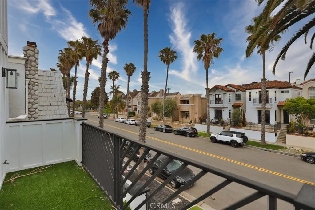 Additional image 106 of 307 18th Street, Huntington Beach, CA 92648