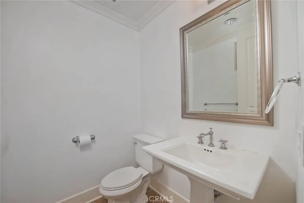 Additional image 33 of 558 Hillgreen Drive Unit 207, Beverly Hills, CA 90212