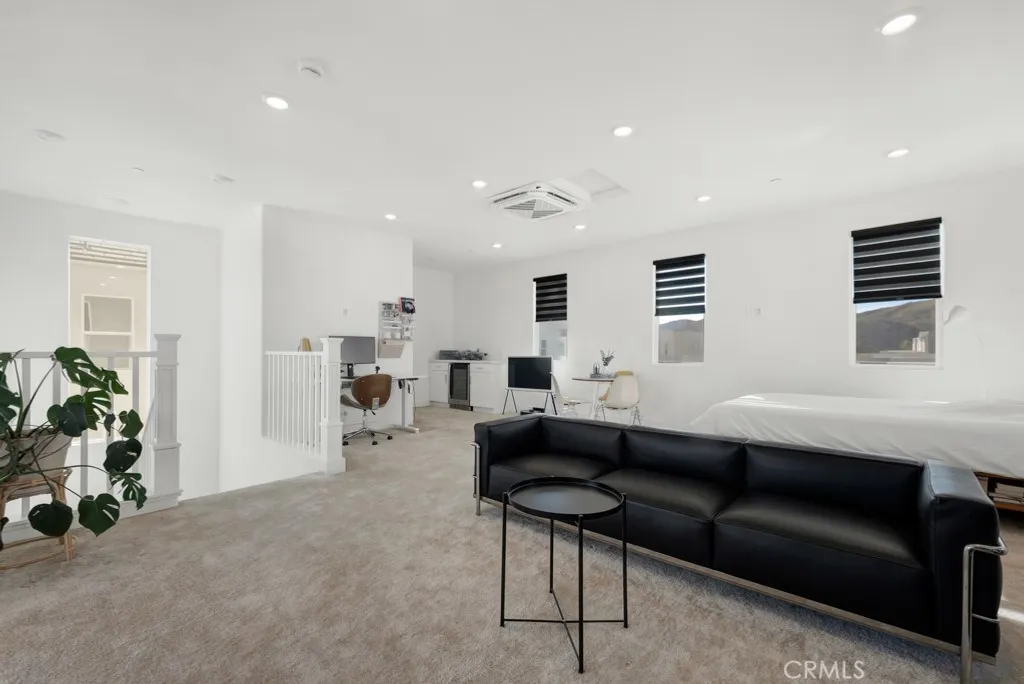 Additional image 30 of 27144 Skyland Way, Valencia, CA 91381